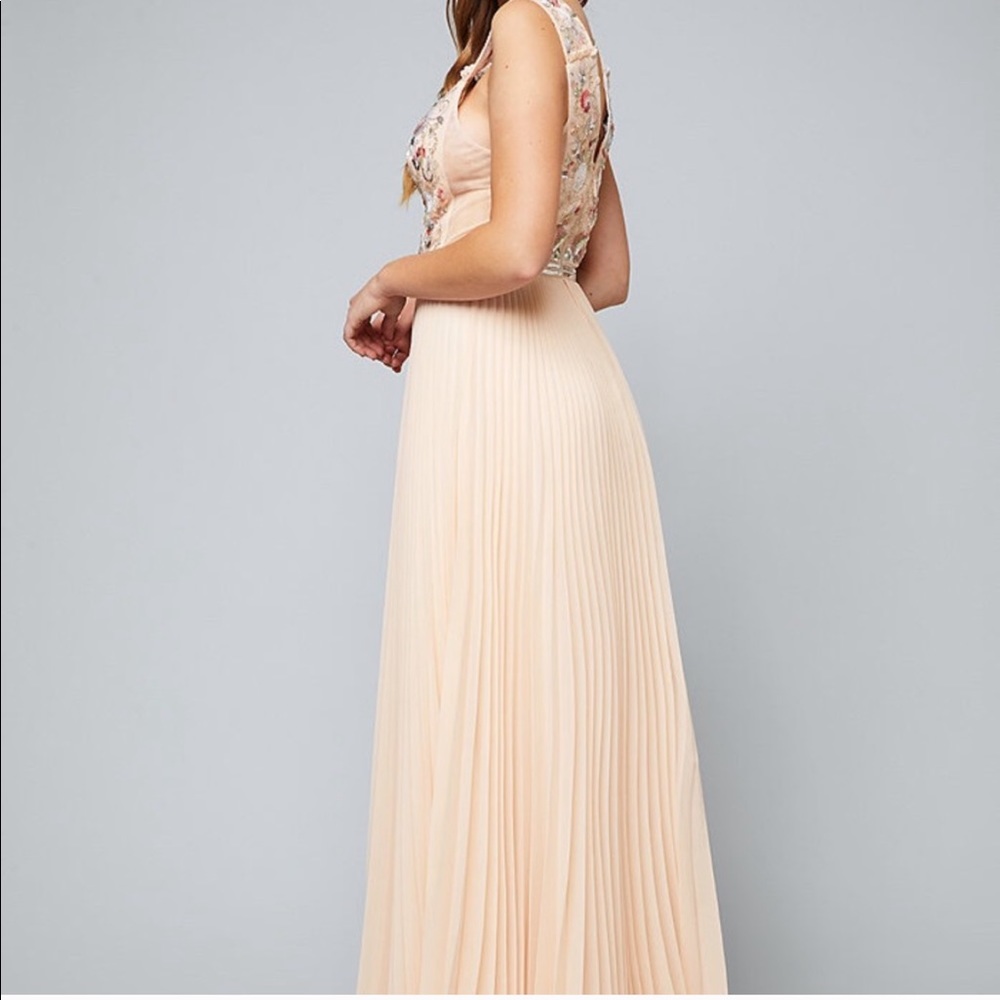 BEBE Georgi Pleated Gown - Picture 3 of 8